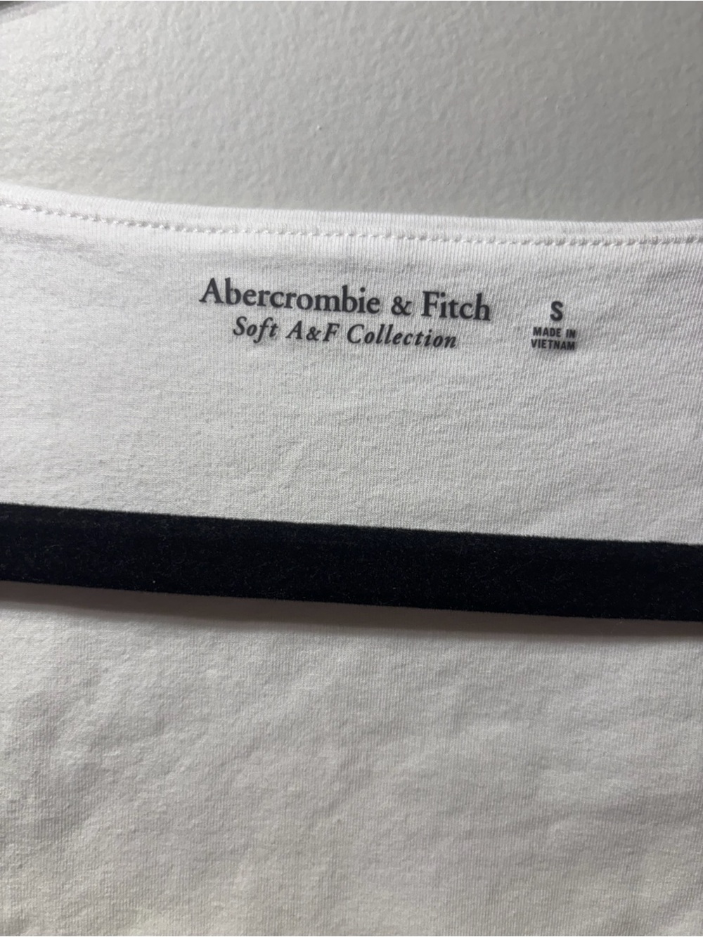 Abercrombie & Fitch White Long Sleeve Bodysuit Size Small - Picture 2 of 3